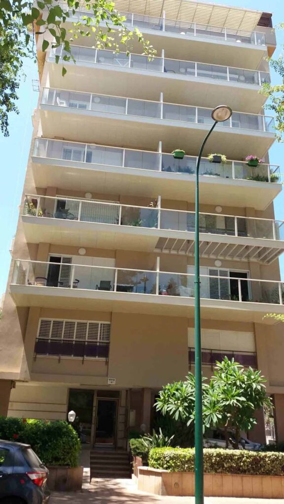 איך מתבצע ייצור והתקנת מרפסות